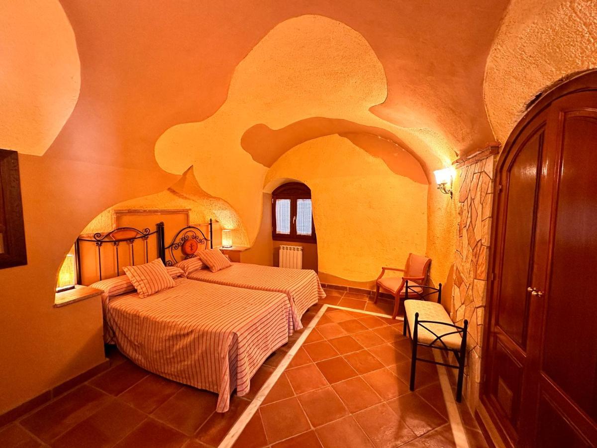 Cuevas La Granja Apartman Benalúa de Guadix Kültér fotó