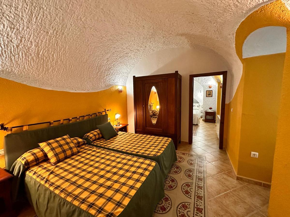 Cuevas La Granja Apartman Benalúa de Guadix Kültér fotó